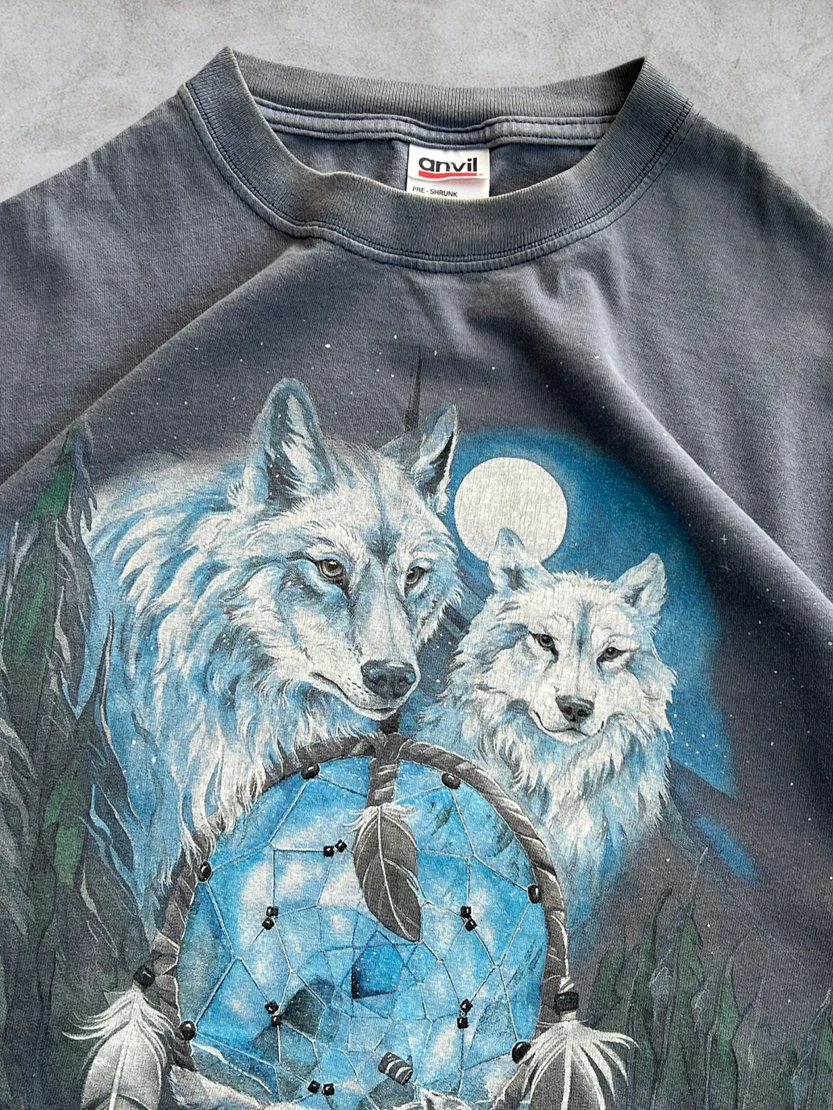 Anvil - Wolf Vintage tee Y2K talla L