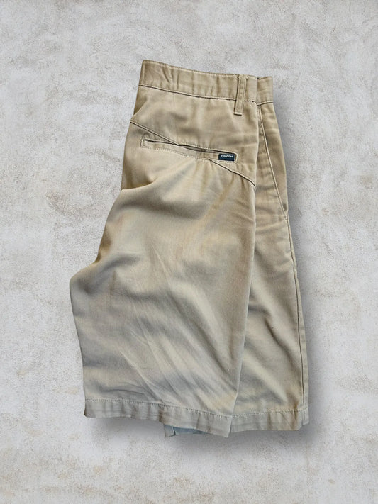 Short Volcom talla 30