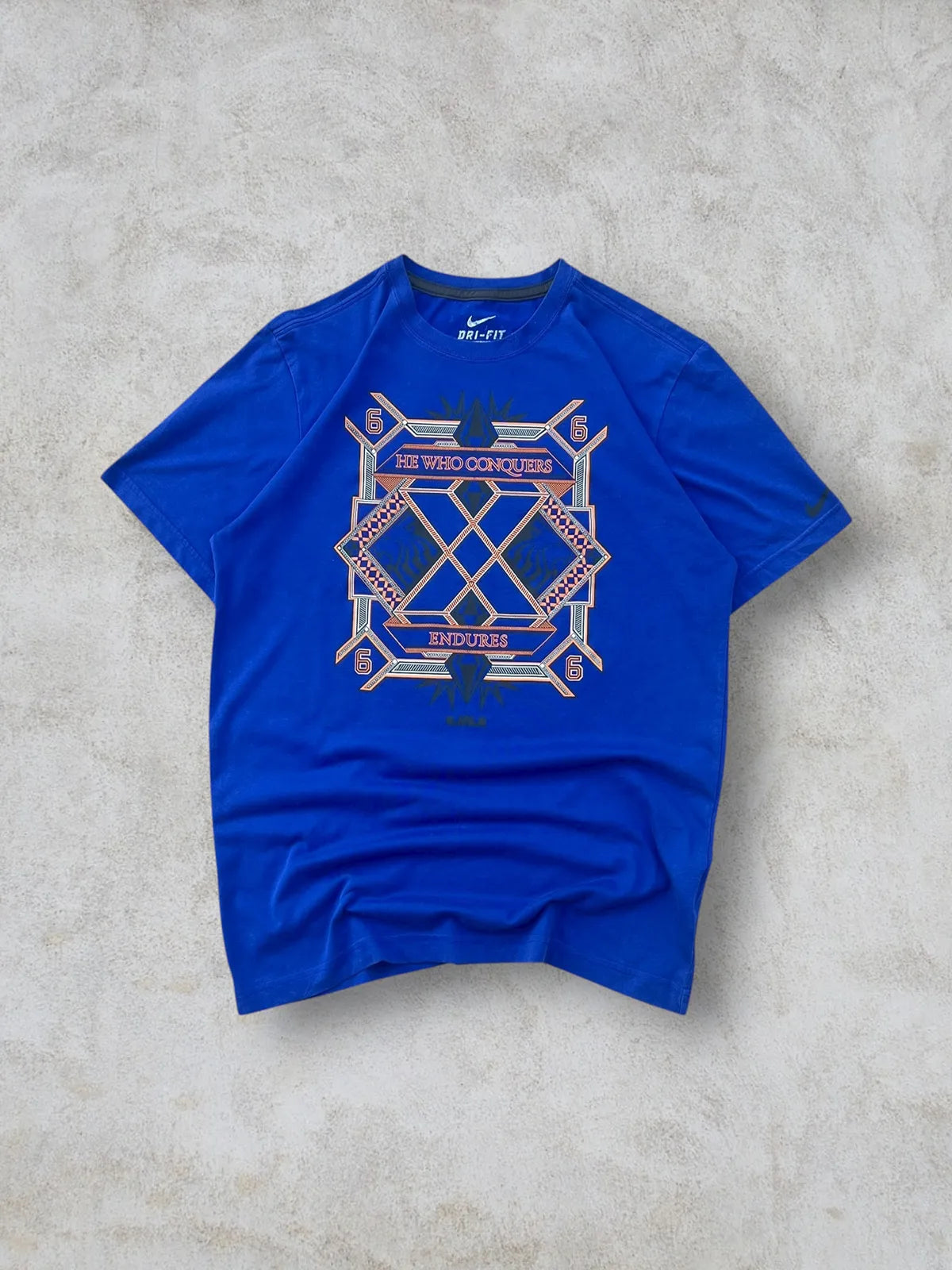 Nike LeBron James talla M