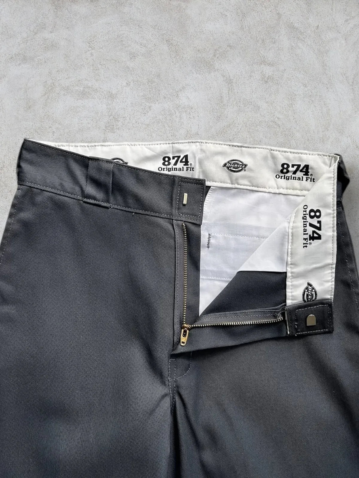 DICKIES 874 talla 30x30 gris