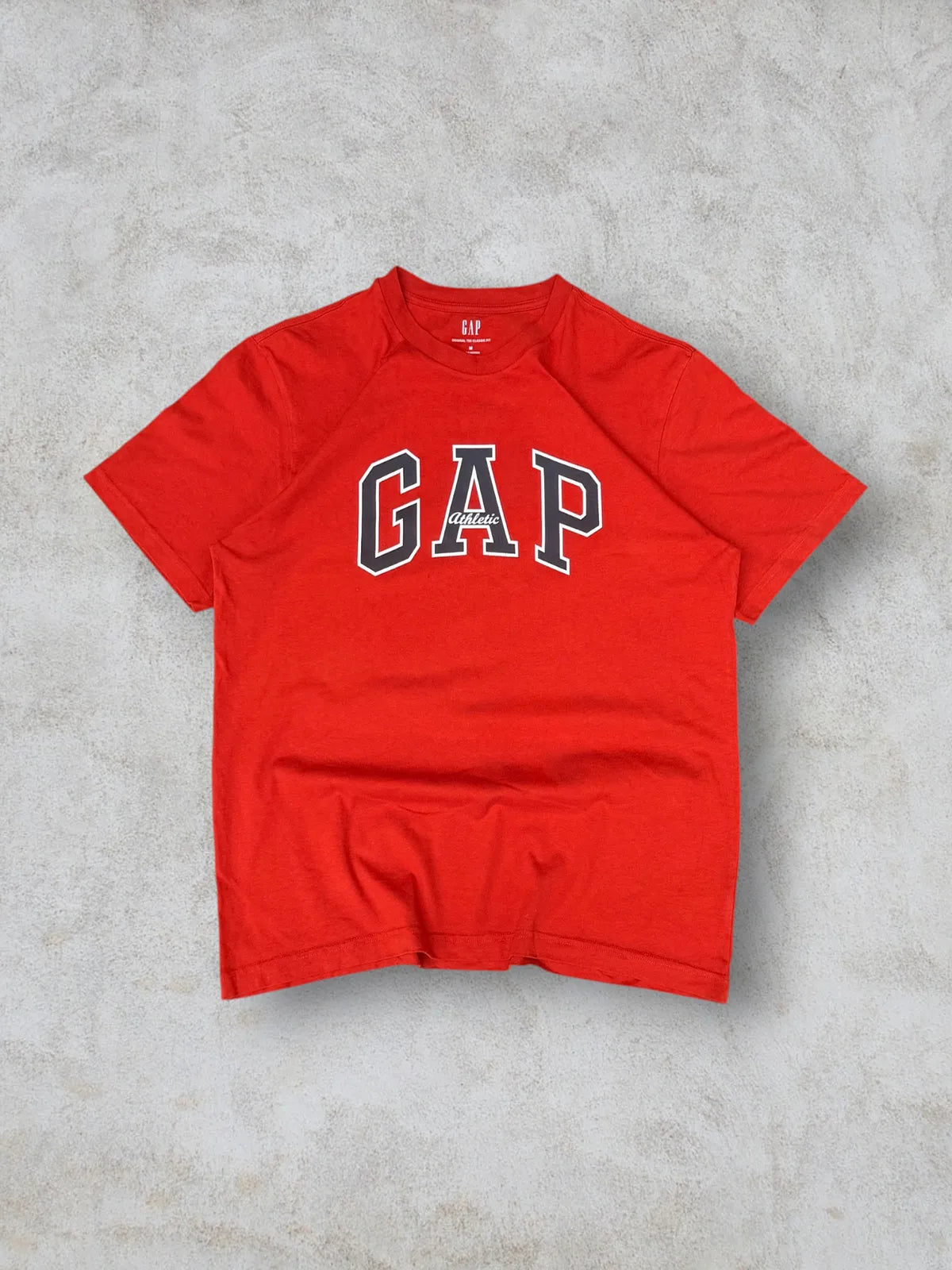 Playera clásica “GAP” Athletic talla M