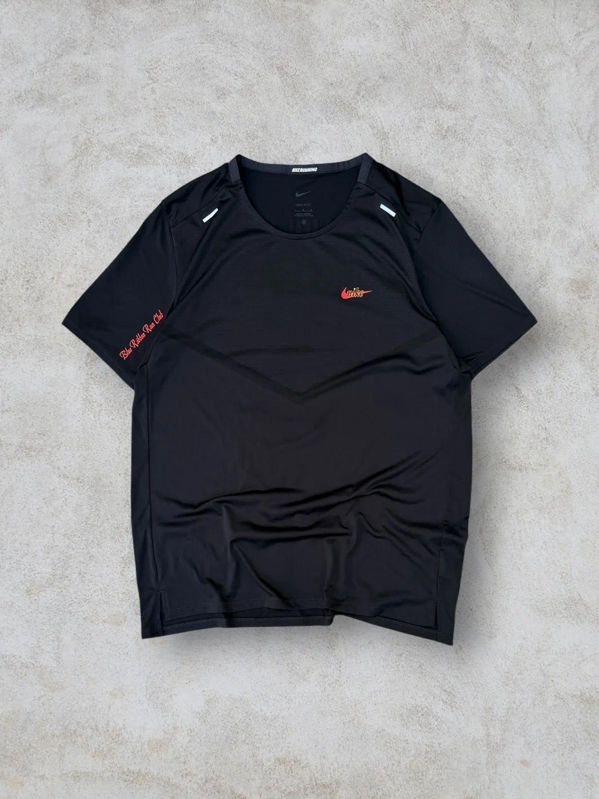 Nike “Run Club” talla L