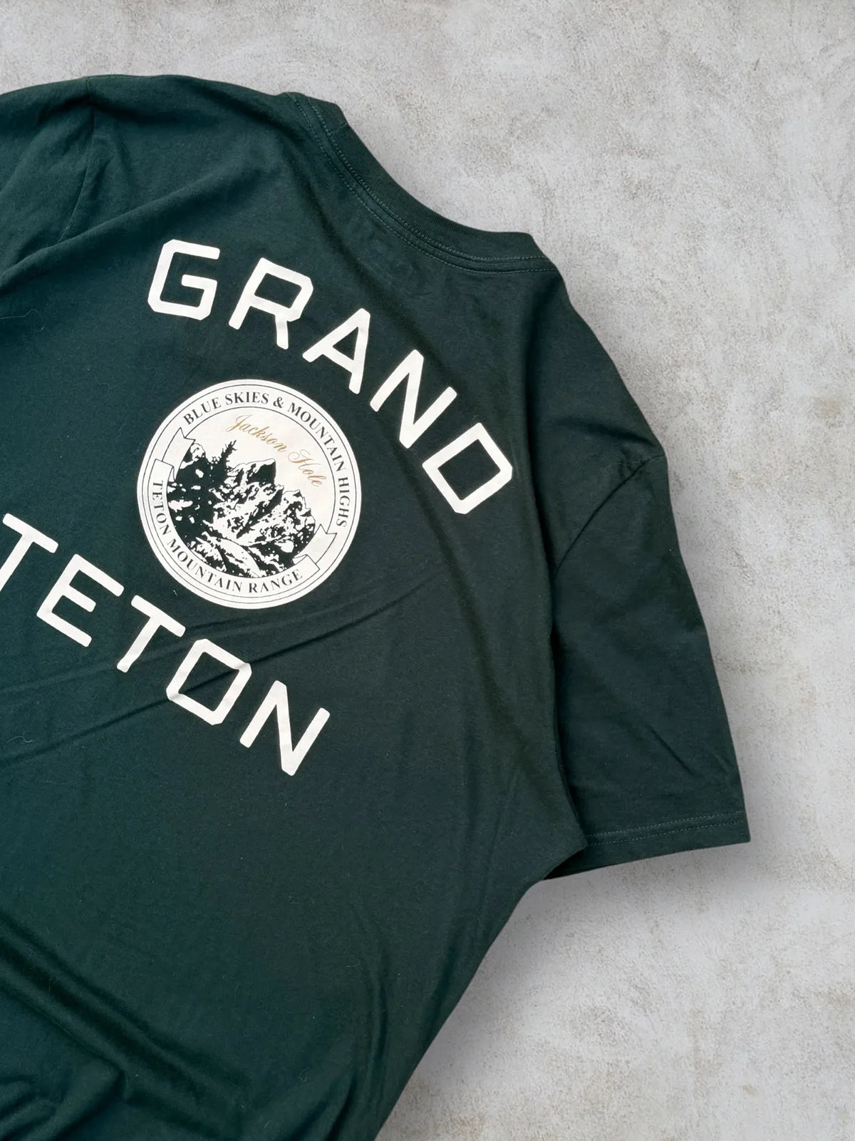 Old Navy “Grand Teton” Mountain talla L