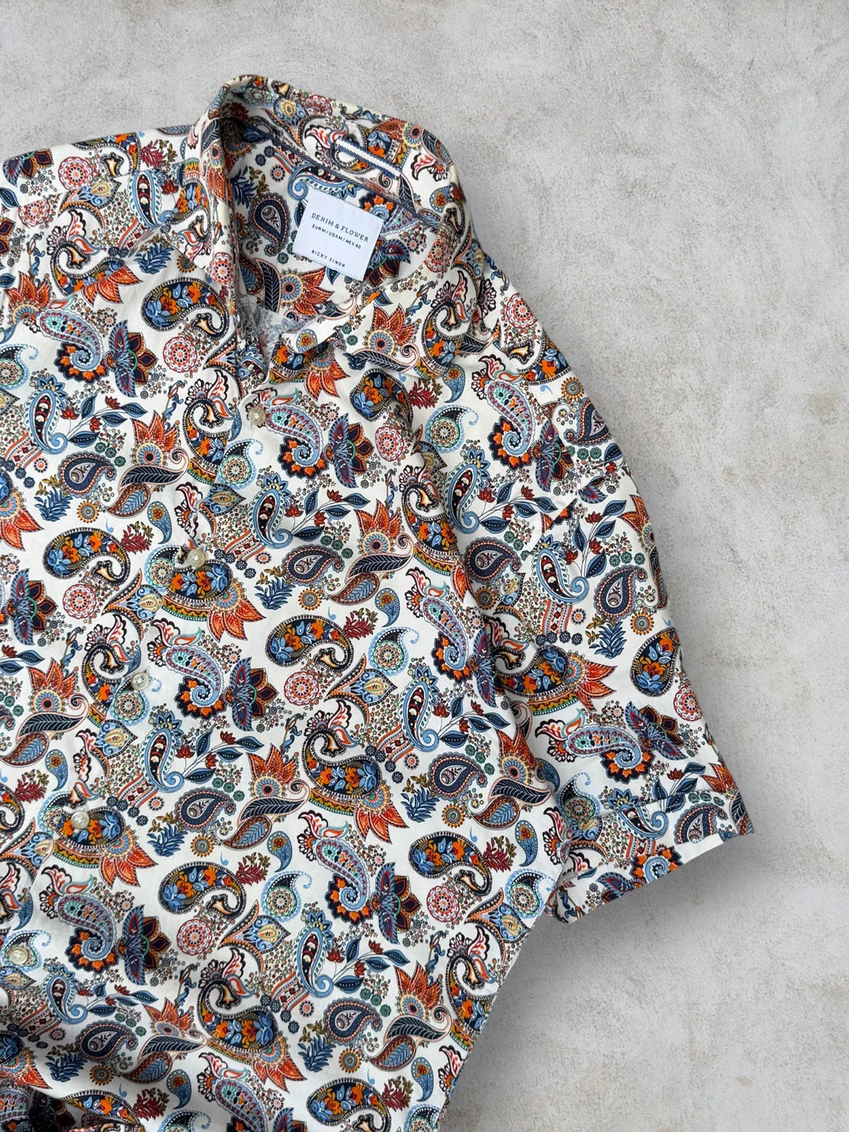 Camisa “Denim&Flower” estampada talla S