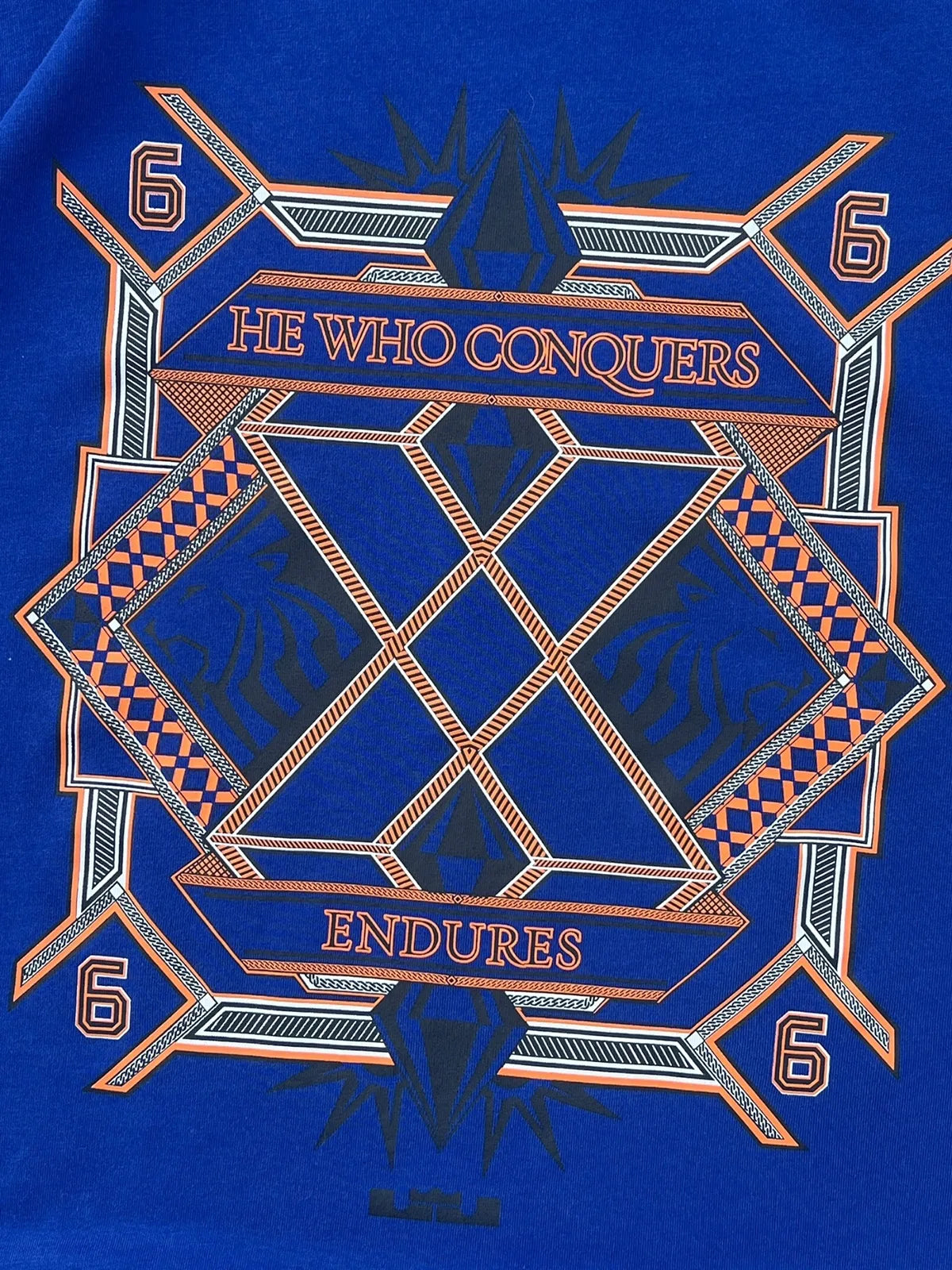 Nike LeBron James talla M