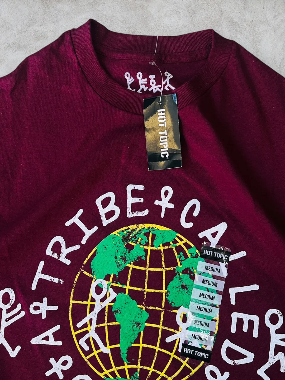 Playera Hot Topic talla M reducida a S