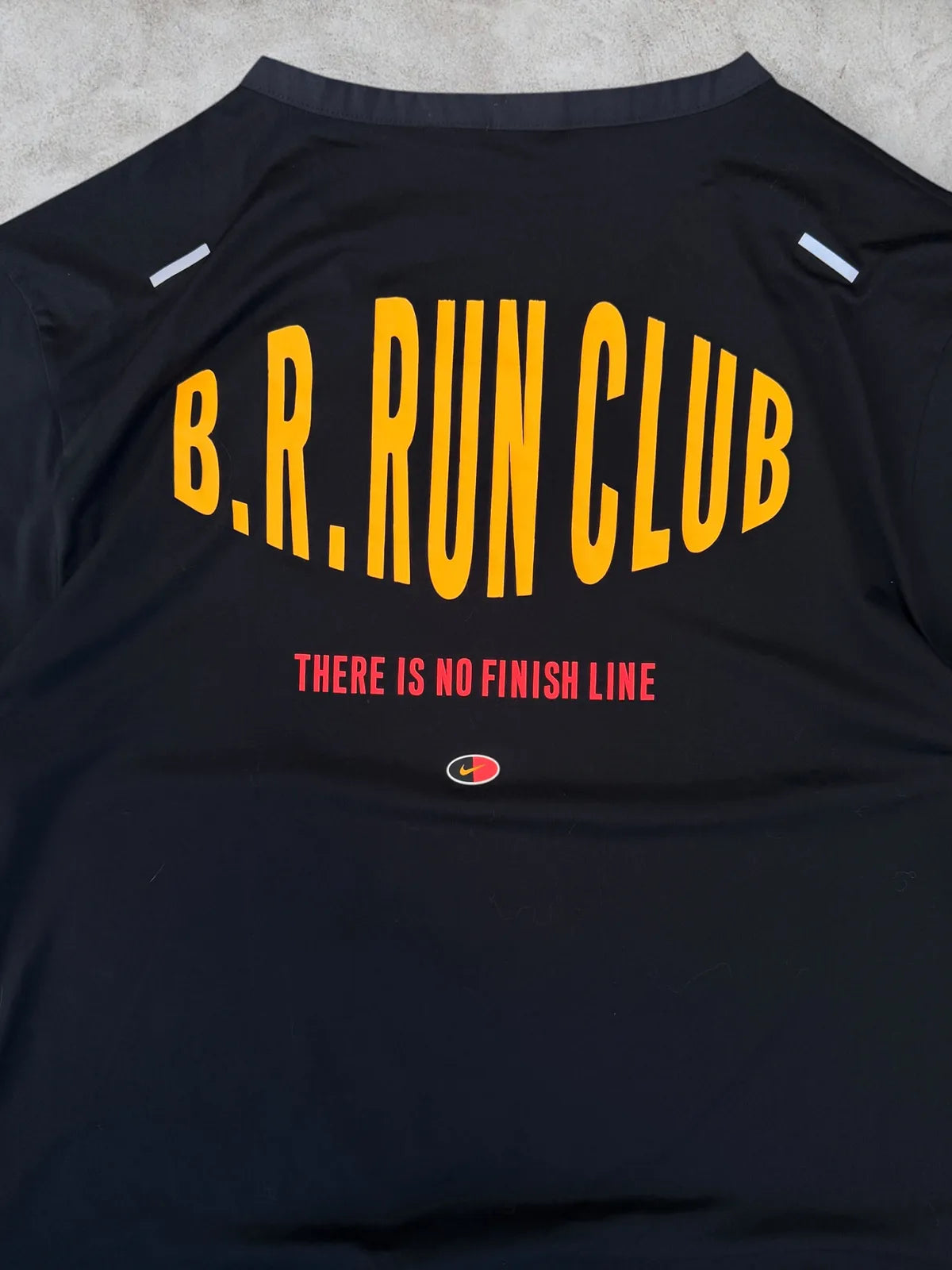 Nike “Run Club” talla L